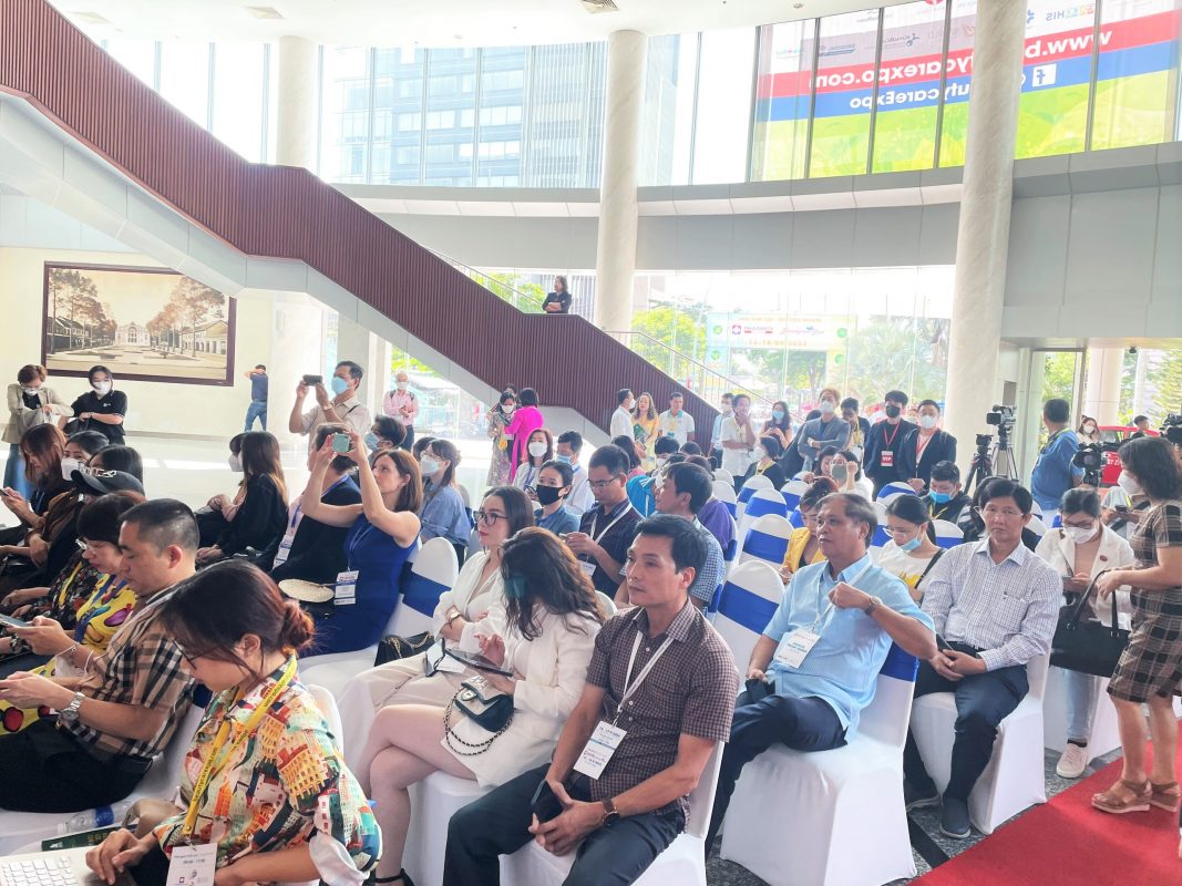 Kim Long Phát tham gia Triển Lãm Y Tế Quốc Tế SECC - Kim Long Phát